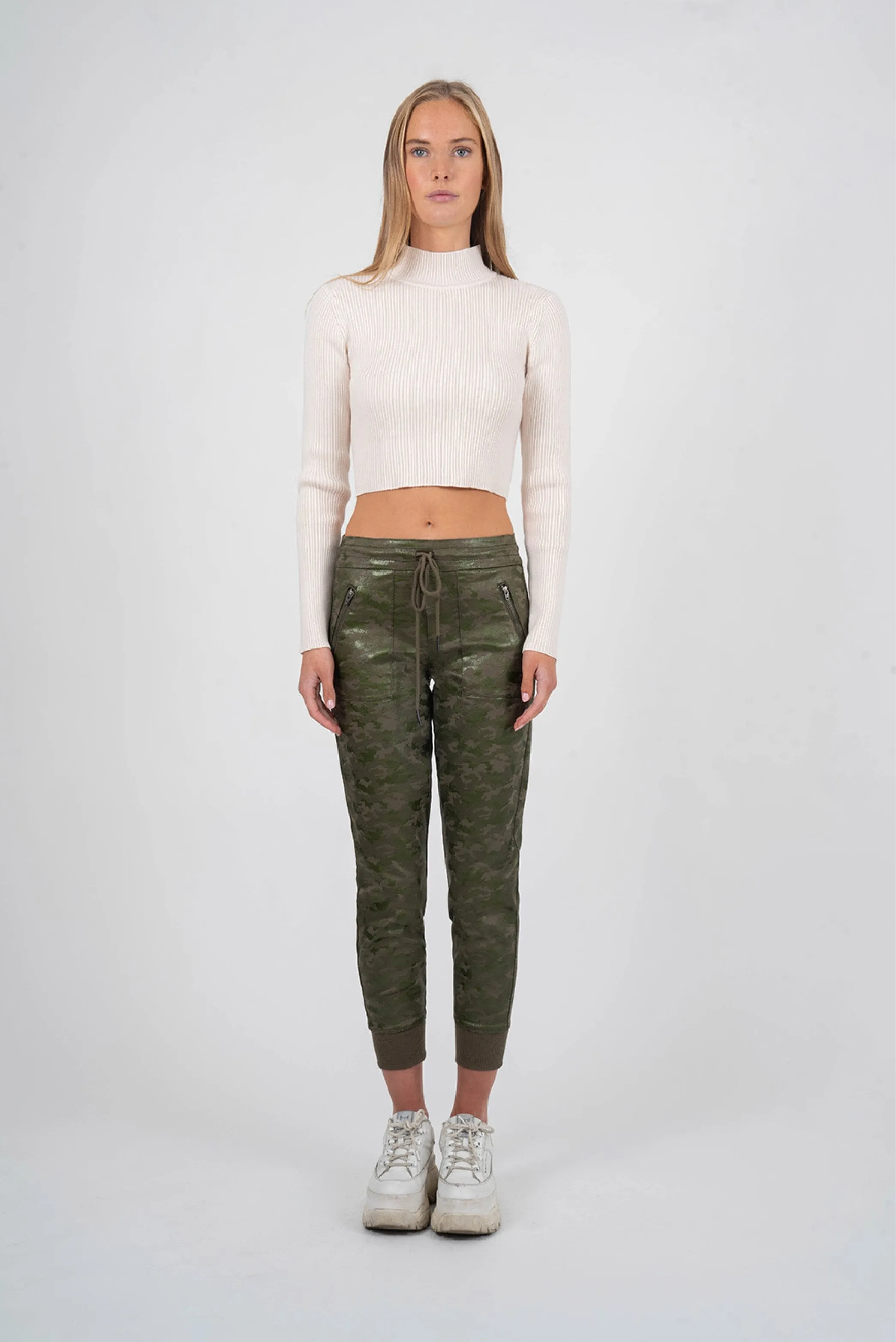 Jolie Glossed Camo Trek Pant