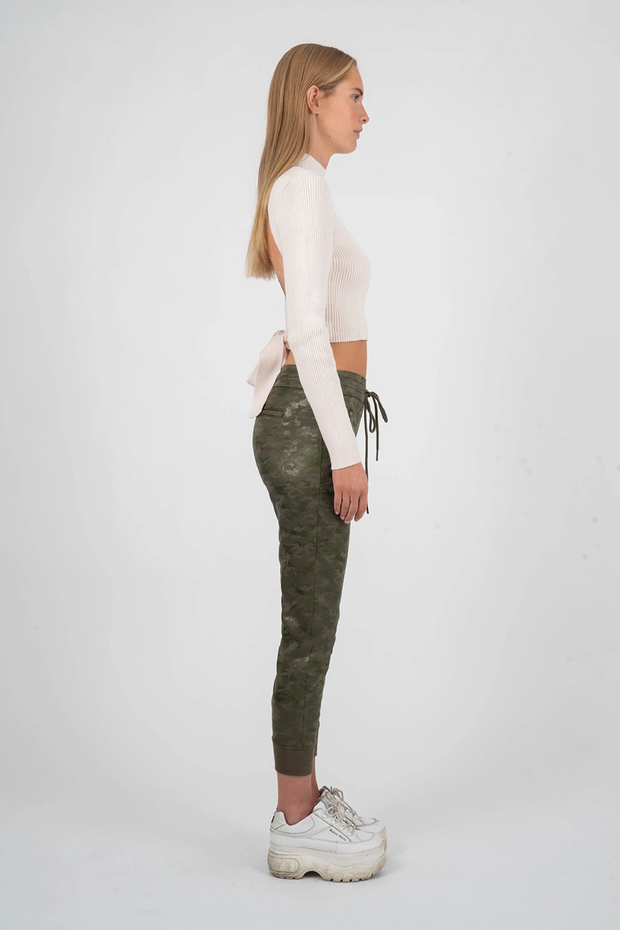 Jolie Glossed Camo Trek Pant